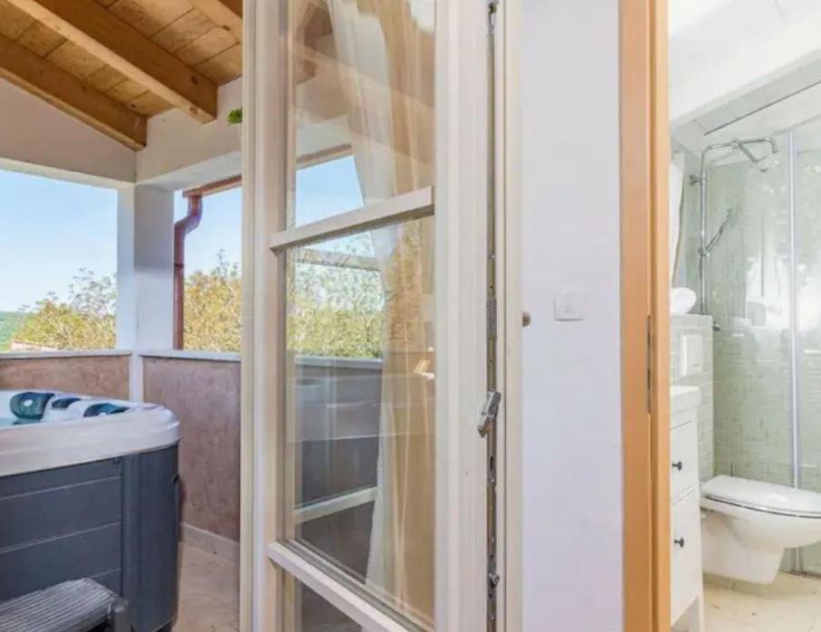 Wellness House Oliva With Heated Salt Water Pool, Sauna & Jakuzzi ラビン エクステリア 写真