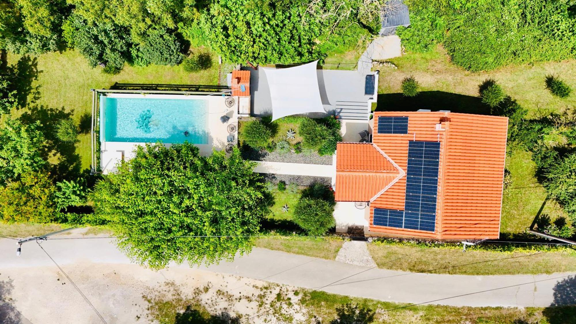 Wellness House Oliva With Heated Salt Water Pool, Sauna & Jakuzzi ラビン エクステリア 写真